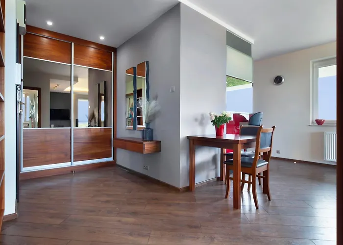 Elite Apartments Seaview Tower