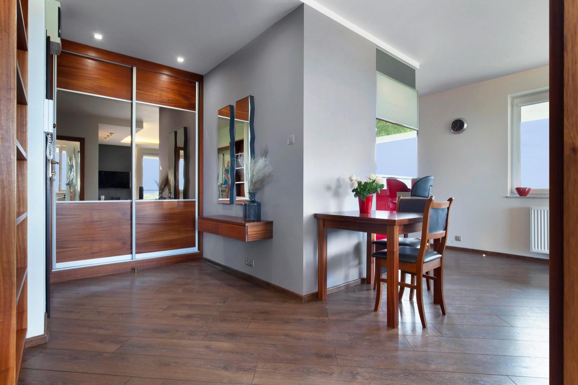 Elite Seaview Tower Apartment Danzig